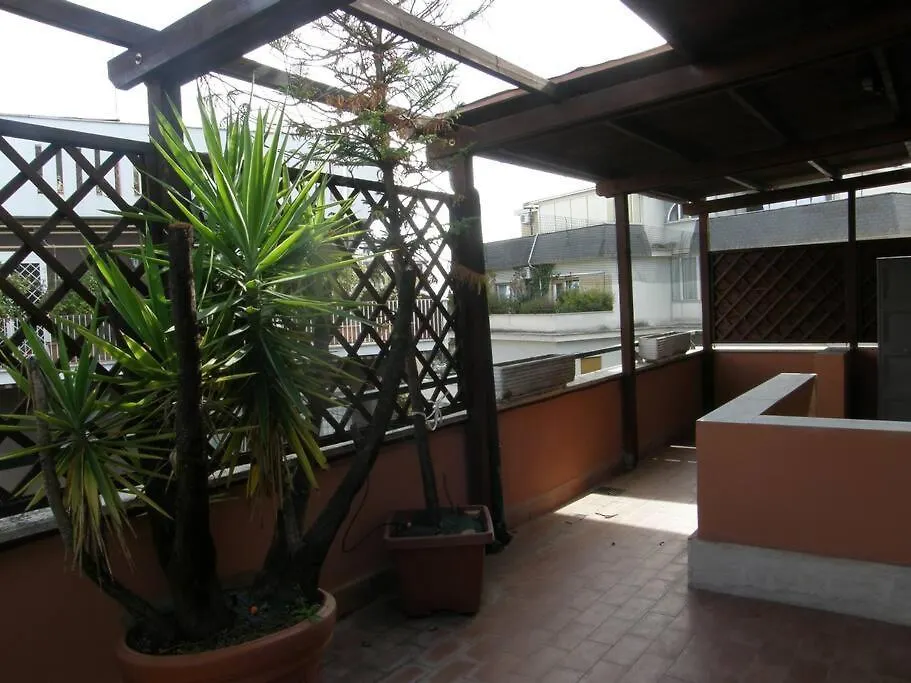 Delizioso Attico A Talenti Appartement Rome 0*,  Italië